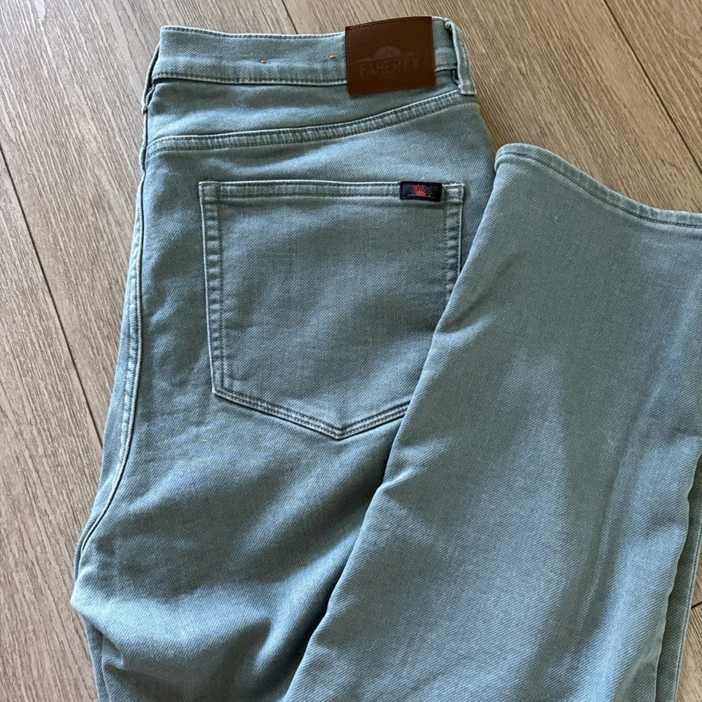 Men’s Faherty Sunwashed Blue Jeans 36x30 - Picture 7 of 7